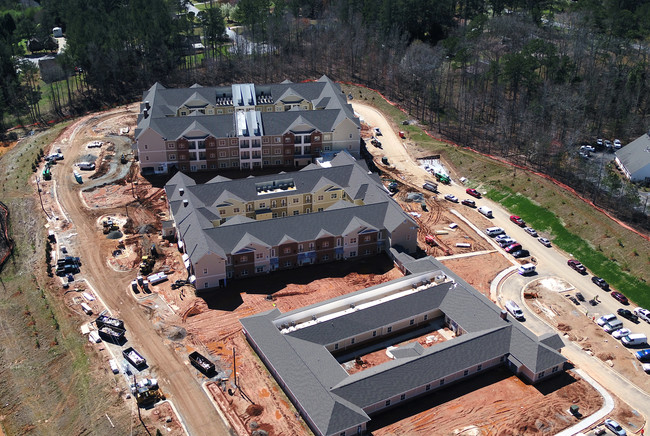 Heartis Fayetteville Independent Living in Fayetteville, GA - Building Photo - Building Photo