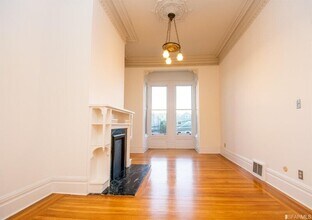 923 Treat Ave in San Francisco, CA - Building Photo - Building Photo
