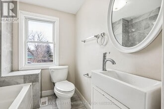 19 Bailey St in St Catharines, ON - Building Photo - Building Photo