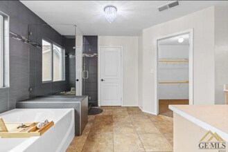 11515 Presidential Rd in Bakersfield, CA - Building Photo - Building Photo