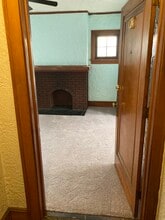 3821 Wayne Ave, Unit 4 in Dayton, OH - Foto de edificio - Building Photo