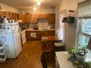 62 King St, Unit 64 in Burlington, VT - Building Photo - Building Photo