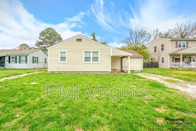 8109 Diggs Rd in Norfolk, VA - Building Photo - Building Photo