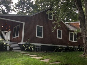 73 Rudd Pond Rd in Millerton, NY - Building Photo - Building Photo