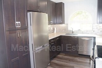 925 N College Ave in Tempe, AZ - Building Photo - Building Photo