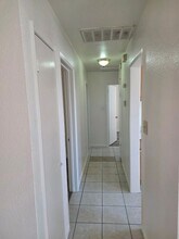 16594 Orange Way in Fontana, CA - Building Photo - Building Photo
