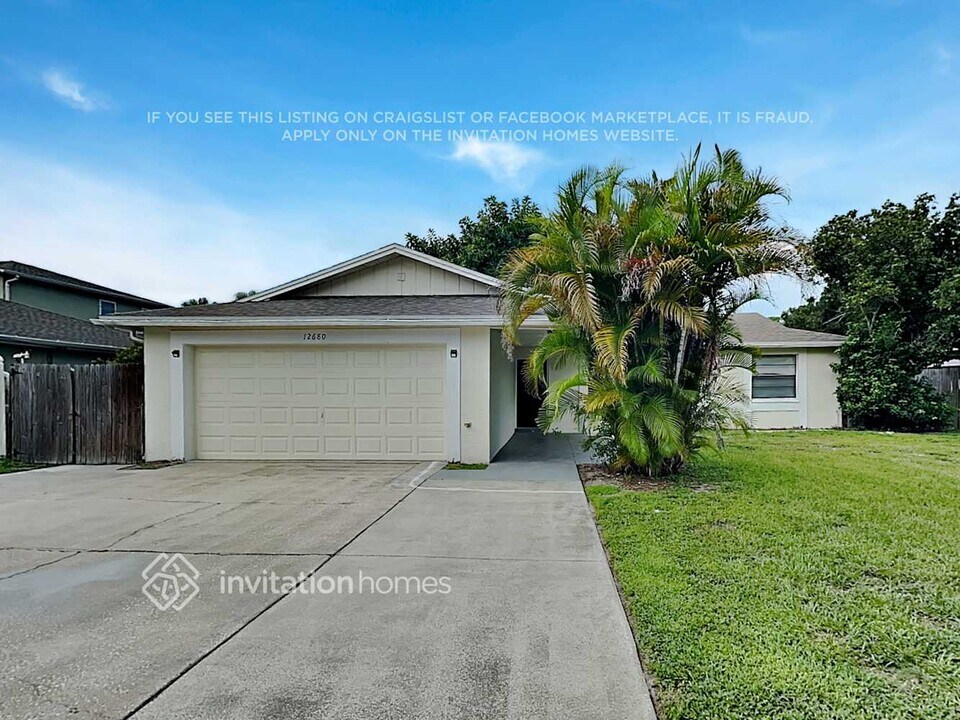 12680 95th St N in Largo, FL - Building Photo
