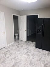 Clifton Knolls in Staunton, VA - Foto de edificio - Building Photo