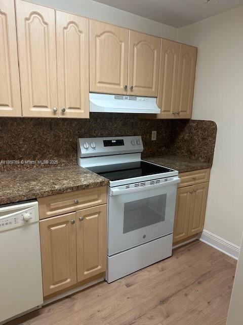 15312 SW 72nd St in Miami, FL - Building Photo - Building Photo
