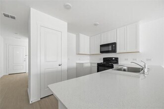 2109 Spartan Dr in Crandall, TX - Building Photo - Building Photo