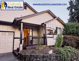 2229 107th St SE in Everett, WA - Building Photo