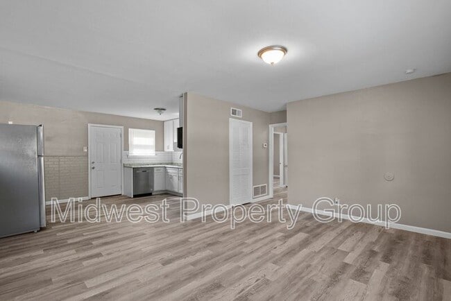 property at 23 Juno Dr