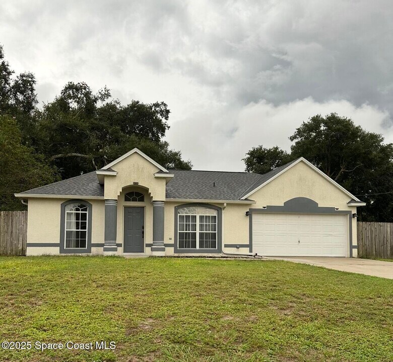 6323 Brack St in Cocoa, FL - Building Photo