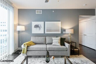 2623 Keene St in Houston, TX - Foto de edificio - Building Photo