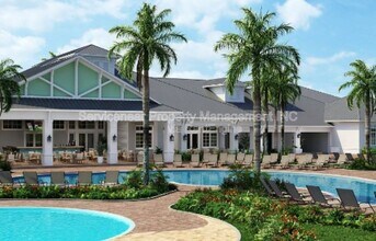 12032 MIracle Mile Dr in Riverview, FL - Building Photo - Building Photo