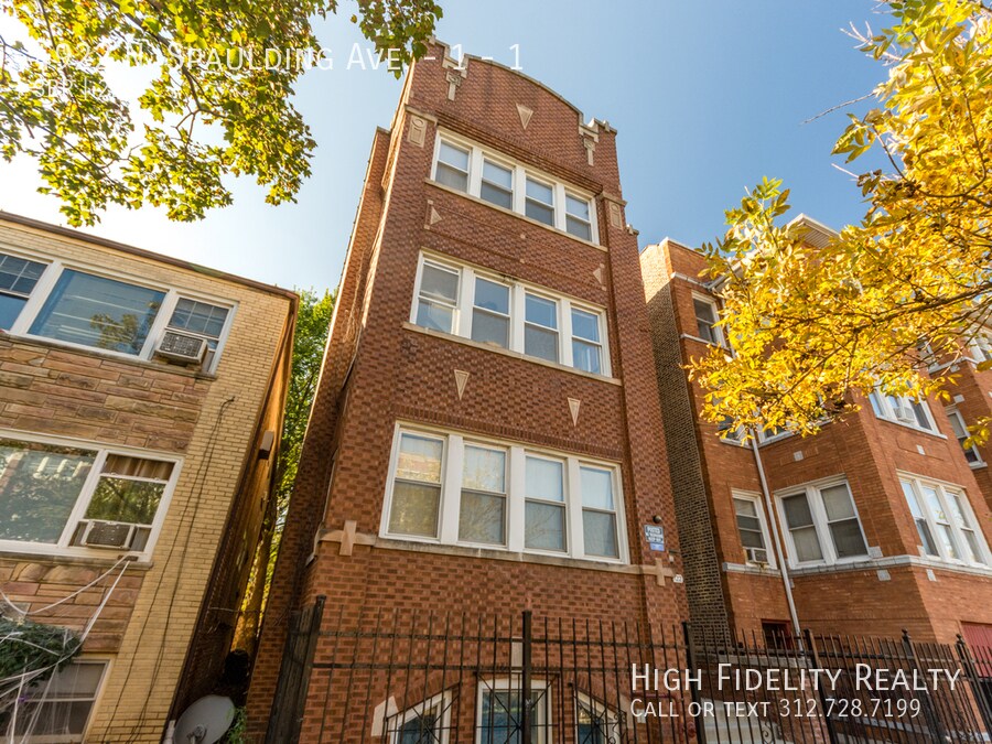4922 N Spaulding Ave in Chicago, IL - Building Photo