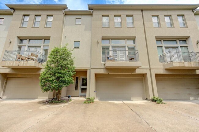 property at 5109 Larkin St