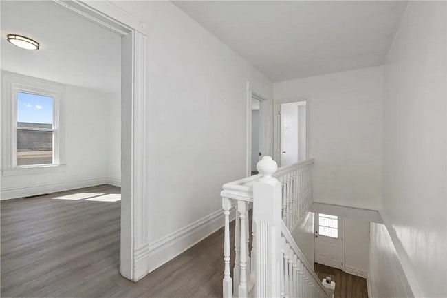 216 Ridge Ave in New Kensington, PA - Foto de edificio - Building Photo