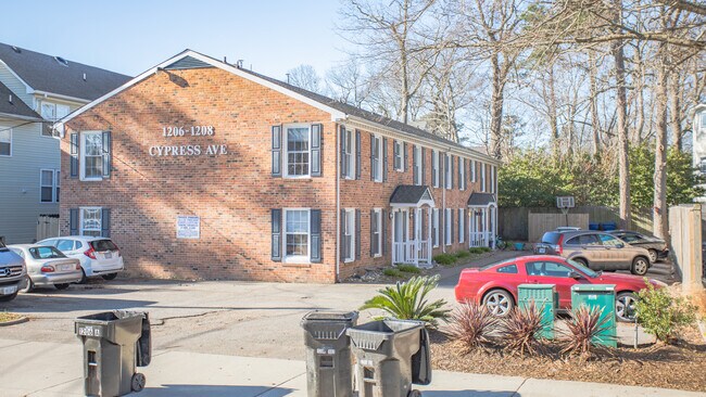 Lakewood Lots Duplex in Virginia Beach, VA - Foto de edificio - Building Photo