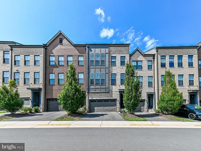 property at 42284 Crawford Ter