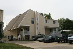 Campus West Condominiums Apartments