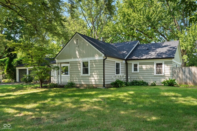 6380 Hazelwood Ave in Indianapolis, IN - Building Photo - Building Photo