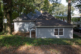 1221 Euclid Ave NE in Atlanta, GA - Building Photo - Building Photo