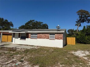 1825 134th Ave in Largo, FL - Building Photo - Building Photo