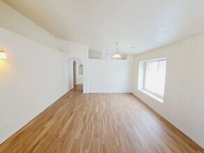 680 Blue Sage Ave SW in Los Lunas, NM - Building Photo - Building Photo