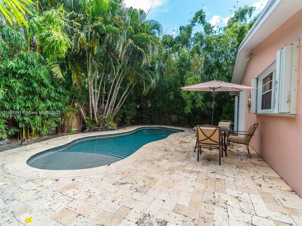 1507 Garfield St in Hollywood, FL - Building Photo