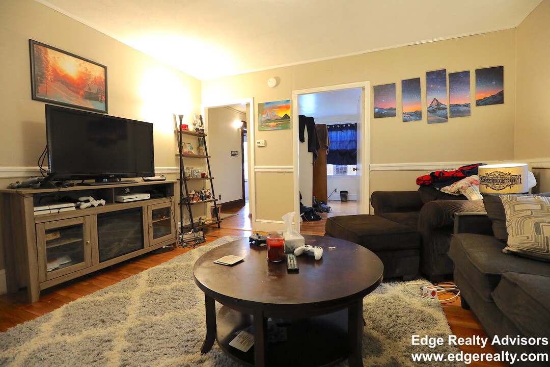 116 Nonantum St in Boston, MA - Building Photo