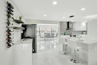 400 NW 20th St in Wilton Manors, FL - Building Photo - Building Photo