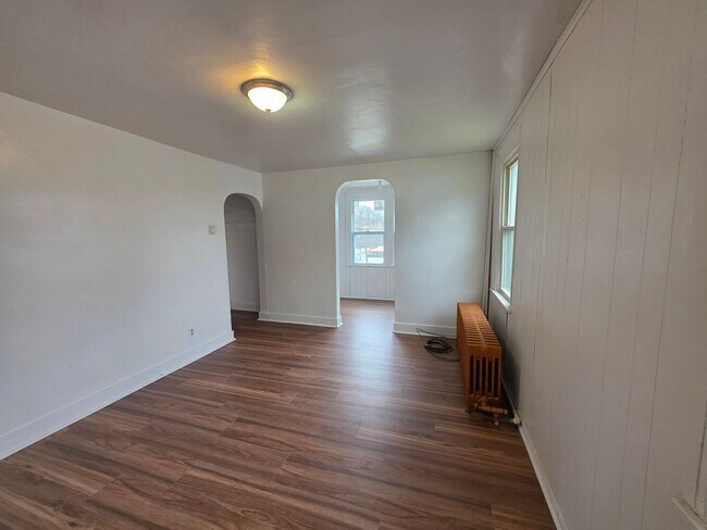 703 Waddell Ave in Clarion, PA - Building Photo - Building Photo