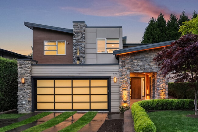 property at 326 7th Ave S