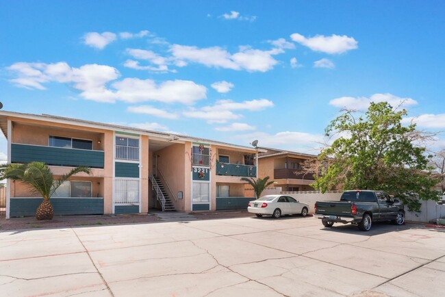 property at 3221 Thomas Ave
