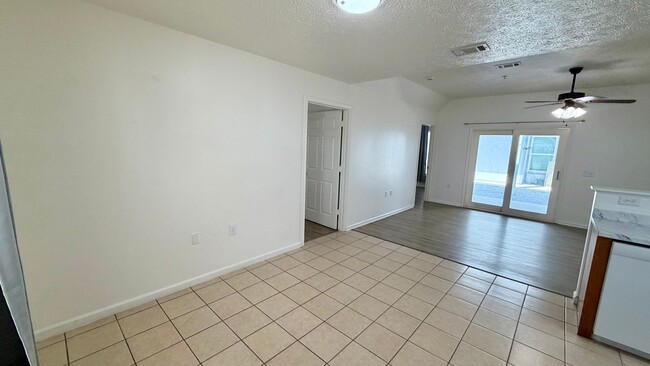 9125 Laird St in Panama City, FL - Building Photo - Building Photo