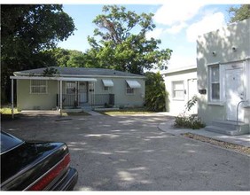 12906 NE 6th Ave in Miami, FL - Building Photo - Building Photo