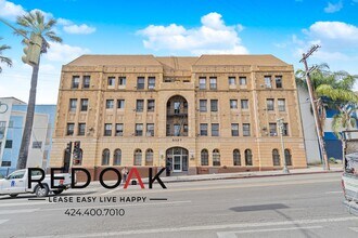 357 S Alvarado St, Unit 109 in Los Angeles, CA - Building Photo - Building Photo