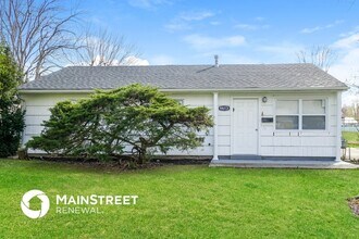 9613 El Prado St in Louisville, KY - Building Photo - Building Photo