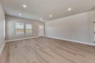 1541 Sophia Ave in Stephenville, TX - Building Photo - Building Photo
