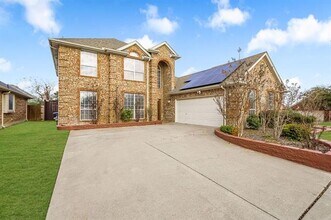 2829 Gray Rock Dr in Fort Worth, TX - Building Photo - Building Photo