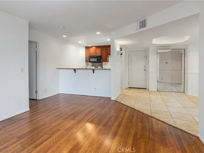 20253 Keswick St in Los Angeles, CA - Building Photo - Building Photo