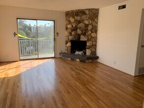 2006 N Alvarado St in Los Angeles, CA - Building Photo - Building Photo