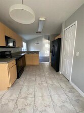 140 Primrose Dr in Davenport, FL - Building Photo - Building Photo