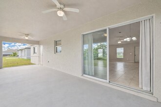 4317 NE 9th Pl in Cape Coral, FL - Building Photo - Building Photo