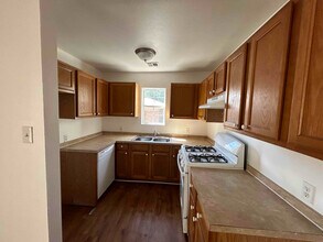1437 NE 34th St in Oklahoma City, OK - Building Photo - Building Photo