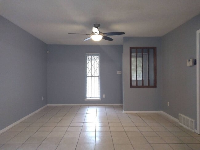 4956 Lazybrook Cove in Memphis, TN - Building Photo - Building Photo