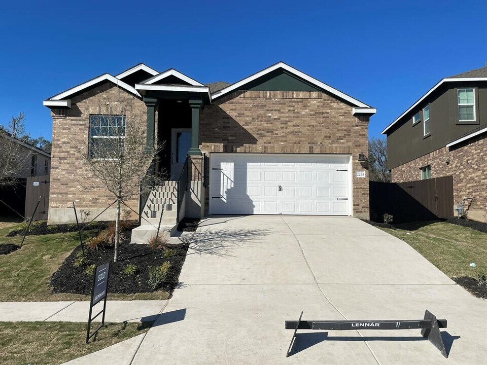2233 Four Waters Lp in Andice, TX - Building Photo
