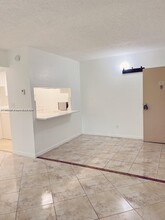 5911 Washington St in Hollywood, FL - Building Photo - Building Photo