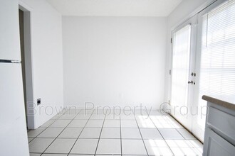 2105 Grand Prix Dr-Unit -Apt B in Fayetteville, NC - Building Photo - Building Photo